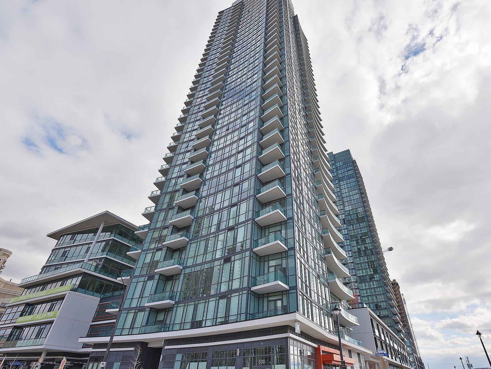 Pathway Suites Mississauga Exterior photo